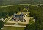 Carte Postale 18 - Vouzeron - Le Chateau, Maison De Repos "Amboise Croizat" Vue D'avion Trés Beau Plan - Vouzeron