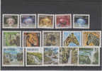 Animaux - Félins - Giraffe - Zèbres - Rhinocèros - Rhodesie - Yvert 300 / 14 ** - Pierres Précieuses - Cascades D´eaux - Rinoceronti