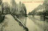 93 . AULNAY-SOUS-BOIS . LES BORDS DU CANAL . ET PENICHES . - Aulnay Sous Bois