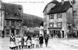 25 Cpa SAINT HIPPOLYTE   ENFANTS DEVANT LA CONFISERIE DE LA PLACE - Saint Hippolyte