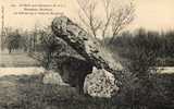 CPA - 28 - SAINT-PIAT, Près Maintenon - Monument Druidique - Le Dolmen Sur La Route De Maintenon - 390 - Dolmen & Menhirs