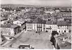 CPSM En Avion Au Dessus De BRIOUDE Le Postel, La Place De La Liberté (Café Militaire Visible) - Brioude