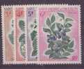 SAINT-PIERRE-ET-MIQUELON N° 401/404**  NEUF SANS CHARNIERE  . FLEURS - Other & Unclassified