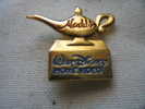 Pin´s Disney, La Lampe D'ALADDIN - Disney