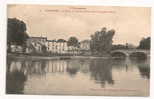 Courpière (63) : La Place De La Chapelle-du-Pont Et Le Pont  Environ 1910. - Courpiere