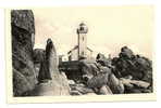 Brignogan (29) : Le Phare De Pontusval Depuis Le Chaos De Granite En 1954. - Brignogan-Plage