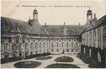 89 SAINT FARGEAU - Cour D Honneur Du Chateau - Sortie Sur Le Parc 2 - Saint Fargeau