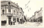 08 . VOUZIERS . La Belle Jardiniere Et Rue Chanzy - Vouziers