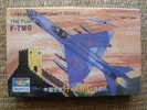 MAQUETTE - MILITARIA - AVION - THE PLAAF - PEOPLES LIBERATION ARMY AIR FORCE - F.7MG - CHINE - ECHELLE 1:144 - TRUMPETER - Aviones