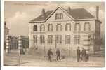 60 - GOUVIEUX  -  L´ Ecole Nouvelle, Rue Colliau-  Animée   Le Maire Saluant L´instituteur - Gouvieux