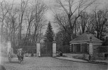 Place Du Chateau De Voisins - Louveciennes