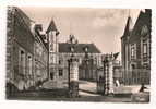 Aumale (76) : La Mairie En 1952. - Aumale