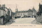 SILLÉ-LE-GUILLAUME - Place Des Minimes Et Le Château - Sille Le Guillaume