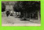 02 SOISSONS : Guerre De 1914 -Aspect D´une Rue De Soissons Après Un Combat De Cavalerie - Guerra 1914-18