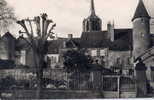 MOULINS ENGILBERT - Clocher Et Tours De La Maison Salonyer - - Moulin Engilbert