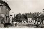 D91 - MENNECY  -  La Place De La Gare - Mennecy