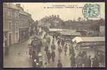 CPA  ANCIENNE- FRANCE- PUTANGES (61)- LE MARCHÉ AVEC BELLE ANIMATION- LES STANDS ET ETALAGES- COMMERCES- - Putanges