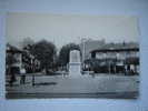 Aulnay Sous Bois , Place Du Général Leclerc . C P Photo 14X9 - Aulnay Sous Bois