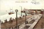 C.P.A   (  FOLKESTONE  HARBOUR  -   PIER    "   Beau Plan Animé  ) - Folkestone