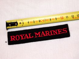 ARMEE ANGLAISE : TITRE EPAULE :    ROYAL MARINES - Uniforms