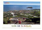 Portugal Cor 5961 –  AÇORES - SÃO MIGUEL - VELA FRANCA DO CAMPO - PANORÂMICA COM ILHÉU - AUTOCARRO CAMPO DE FOOTBALL - Açores