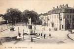 63 RIOM - La Place Laurent - Riom