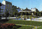 Carte Postale 94. Arcueil  Le Kiosque à Musique Et La Poste Trés Beau Plan - Arcueil