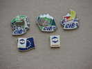 LOT DE 5 PINS ASSURANCE AGF TOUS DIFFERENTS - Rallye