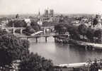 Cpsm  75 Paris    Vue Panoramique Sur La Seine - La Seine Et Ses Bords