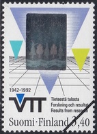 Specimen, Finland Sc888 Finnish Technology, Triangles And Grid, Hologram, Hologramme. - Hologramas