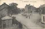 27. BOURBOURG : Place De La Gare - Armentieres