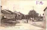 LORQUIN   -    ** RUE LEOPOLD VALLET ** Avec ATTELAGE DE BOEUFS  -   Editeur : A. JACQUES De Lorquin     D.D. N° / - Lorquin