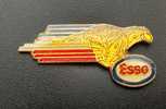 Pin´s Tigre Esso Signe Ferrier - Carburants