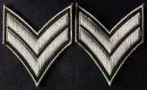 Patchs / Ecussons  2 GALONS CHEVRONS  US  ARMY  Grade CAPORAL   PORT  OFFERT - Patches