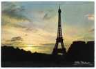 Photographe : Albert Monier. PARIS. La Tour Eiffel Au Crépuscule. - Monier