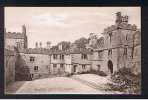 RB 561 - Early Postcard Haddon Hall Courtyard - Derbyshire - Derbyshire