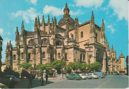 (P122) SEGOVIA. LA CATEDRAL. VOITURES. OLD CARS ... UNUSED - Segovia