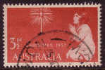 1957 - Australian Christmas 3.5d SCARLET CHILD Praying Stamp FU - Gebruikt