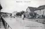 ESSOYES - BELLE CARTE SEPIA D'UNE VUE DU PONT SUR L'OURCE , AU VERSO, LE CACHET DE LA COLONIE DE SERVIGNY - TOP !!! - Essoyes