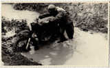 COURSE MOTO En TERRAIN VARIÉ : ENDURO - VRAIE PHOTO [ 8 X 13 CM ] NON LOCALISÉE - ANNÉE: ENV. 1950 - 1955 (f-266) - Motorcycle Sport