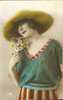 THEMES - Ref C61- Mode -chapeau - Chapellerie - Portrait De Femme Au Chapeau  - Carte Bon Etat - - Mode