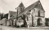 ILE BOUCHARD (Indre-et-Loire 37) - Eglise Saint-Gilles. Borne. - L'Île-Bouchard