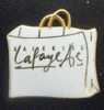 Pin´s Galeries Lafayette -sac Blanc- Signé Arthus Bertrand - Arthus Bertrand