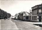 CPSM Wassy - Rue Du Général-Defrance - Banque R.Varin-Bernier - Wassy