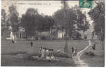 Carte Postale Ancienne Esbly - Place Des Fêtes - Esbly