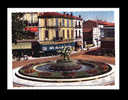 CAVAILLON - LA PLACE GAMBETTA - Cavaillon