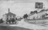 MONTIGNY - Le - ROI .  - Place De L ´ Hôtel De Ville,  Et La Voie - Montigny Le Roi