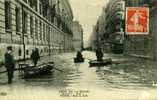 CRUE DE LA SEINE 1910 PARIS RUE DE LILLE  ANIMEE - Überschwemmungen