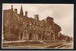 RB 584 - Early Real Photo Postcard Tudor House & Schools Broadway Worcestershire - Otros & Sin Clasificación