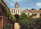 CPM De L'Abbaye De Notre Dame De Lérins Sur L'Ile Saint Honorat à Cannes   Entrée Du Monastère Et Hôtellerie - Luoghi Santi